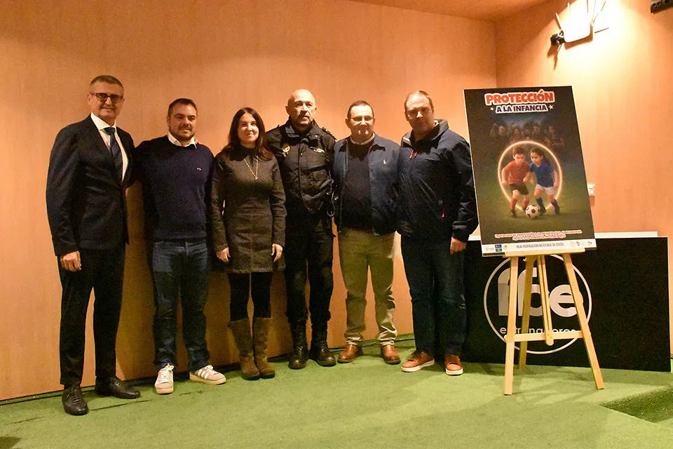 Lee más sobre el artículo La RFFCE suspende sus competiciones por alerta naranja